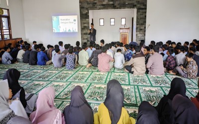 Siswa SMP Negeri 1 Wanayasa Menghidupkan Bulan Ramadhan 1445 H dengan Kegiatan Amaliah