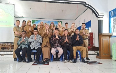 Momen Kebersamaan dan Silaturahmi Keluarga Besar SMP Negeri 1 Wanayasa